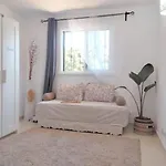ゲストハウス La Casita 4*