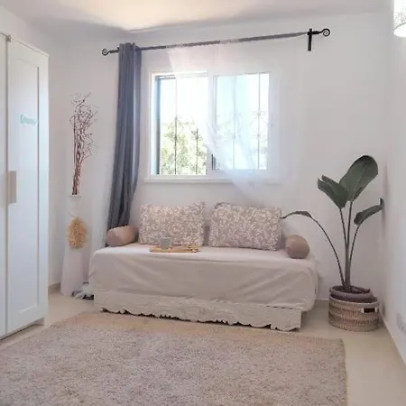 Konukevi La Casita 4*